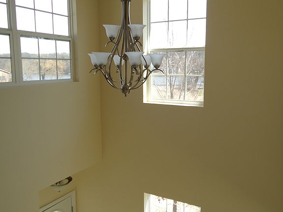 2nd image of 57 Melrose Ct