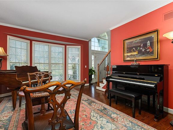 5th image of 14204 Rosehill St