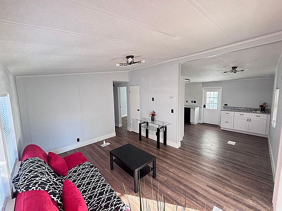 5th image of 5515 Rd Ave