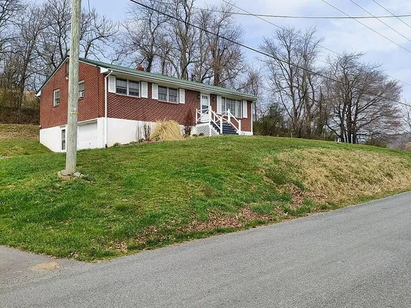 9755 Tinsley Ln, Bent Mountain, VA 24059