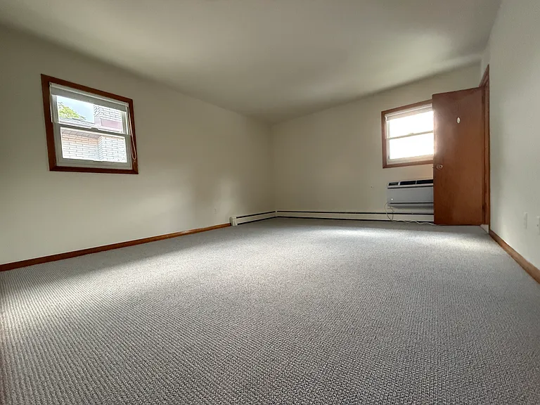 366 Wilson Ave #2 — Photo 17