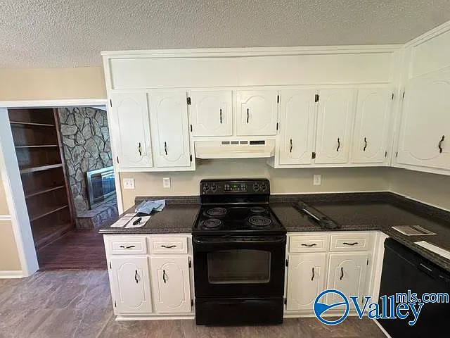 127 Colby Dr — Photo 10