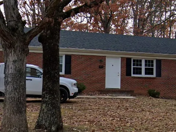 1705 Wards Ferry Rd #B, Lynchburg, VA 24502