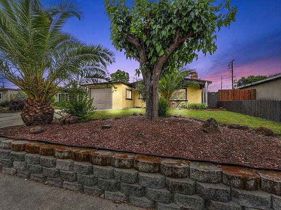 2nd image of 3816 Santa Fe Way