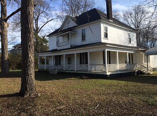 107 E Monroe St, Okolona, MS 38860