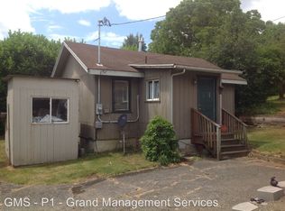 1255 S 10th St, Coos Bay, OR 97420