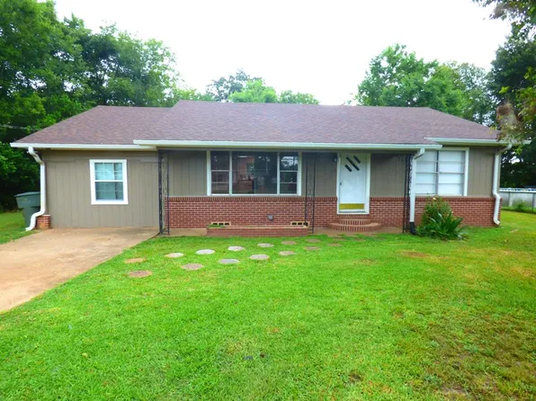 2115 Beverly Dr, Nacogdoches, TX 75964