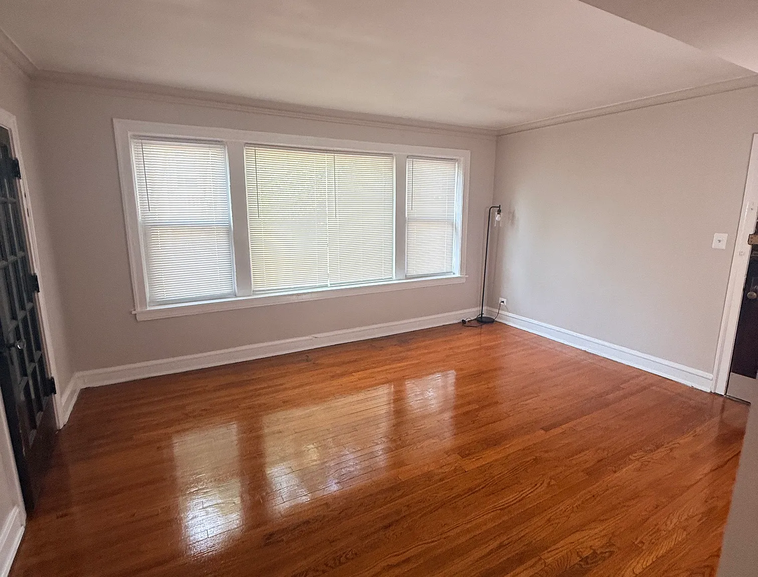 1 bed, 1000 sqft, $1,100 — Photo 2