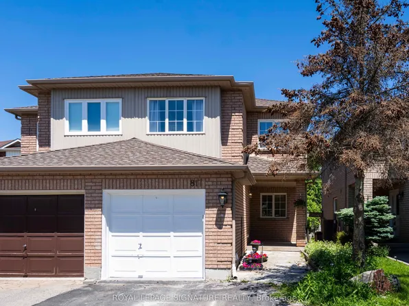 817 Pucks Pl, Newmarket, ON L3X 2K8