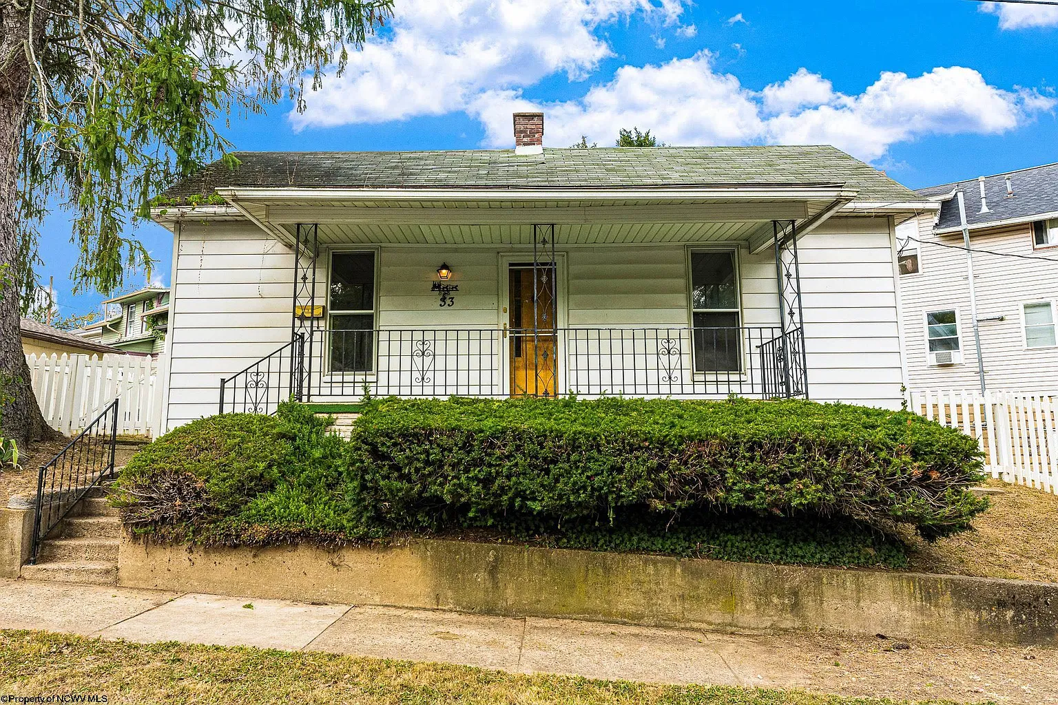 533 Wilson Ave photo 1