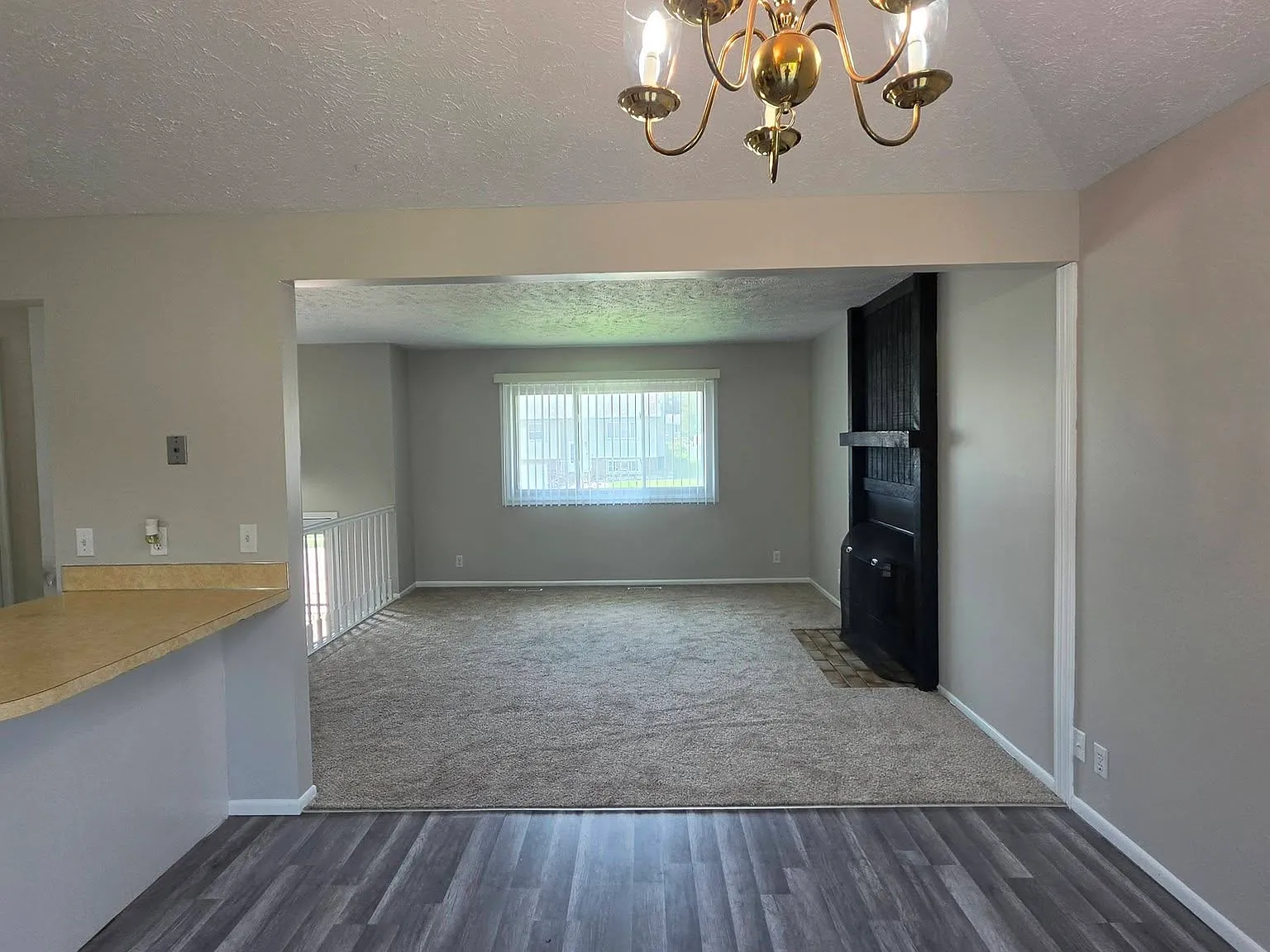 3 bed, 1486 sqft, $2,300 — Photo 2