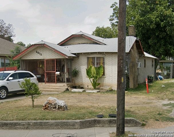 2nd image of 5615 S Flores St