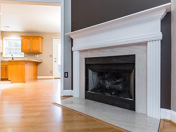 4th image of 516 Southpoint Dr
