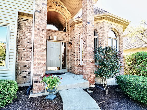 3rd image of 543 Cole Dr