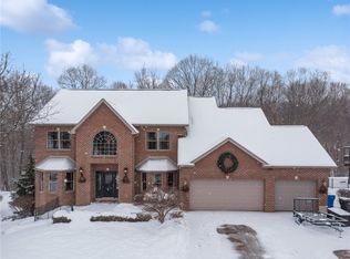 12446 Carmichael Cir, North Huntingdon, PA 15642