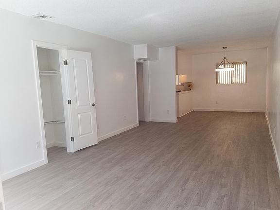 4th image of 8960 Orion Ave APT 1