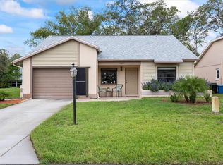 11621 Pear Tree Dr, New Port Richey, FL 34654