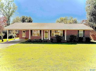 1010 Nelson St, Albertville, AL 35950