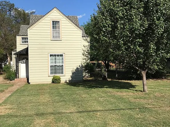 1622 13th St, Woodward, OK 73801