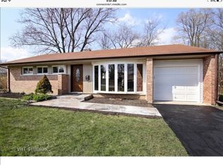 1121 Whitfield Road, Northbrook, IL 60062