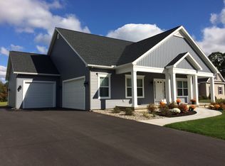 2945 W Old State Rd, Schenectady, NY 12303