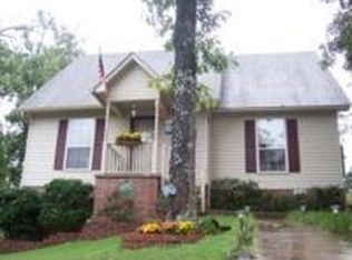 21 Garden Oaks Dr, Maumelle, AR 72113
