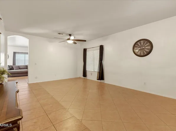 39425 N CAROLINA Avenue, San Tan Valley, AZ 85140