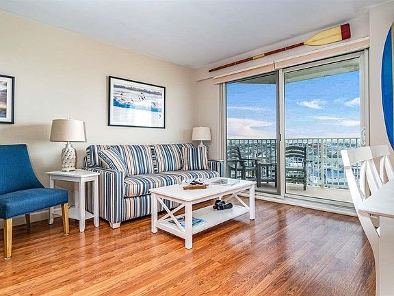 2nd image of 322 Boardwalk #910
