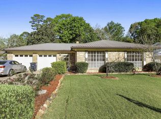 3401 Nottingham Rd, Ocean Springs, MS 39564