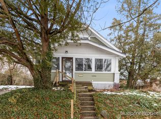 1243 Morgan St NW, Grand Rapids, MI 49504