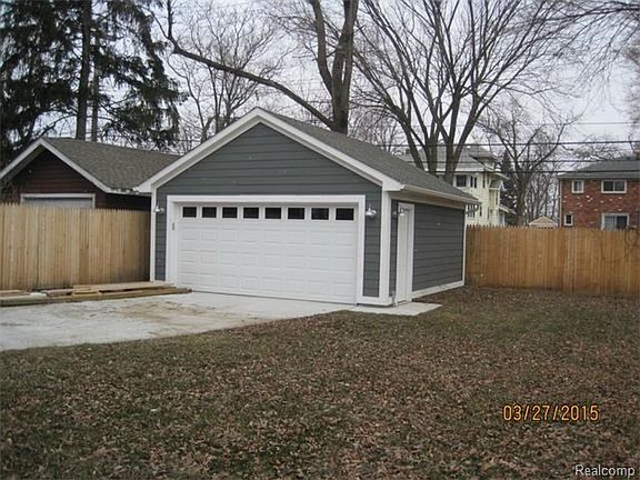 3rd image of 129 Pingree Blvd