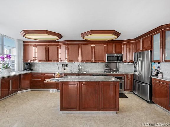 5th image of 251 174th St APT 704