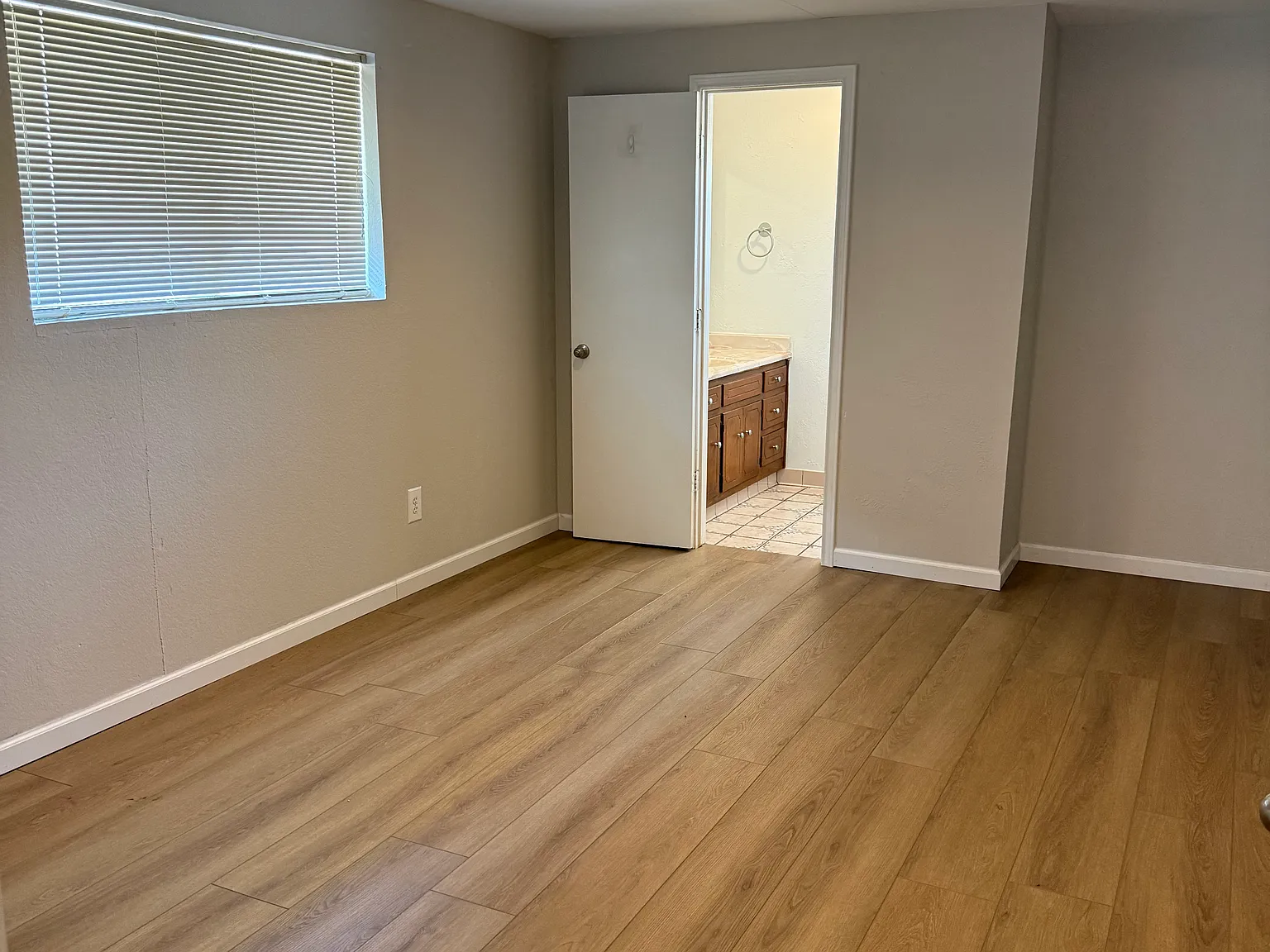 264 County Road 2630 — Photo 2