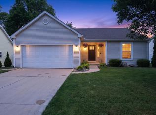2333 Cranston St, South Bend, IN 46614