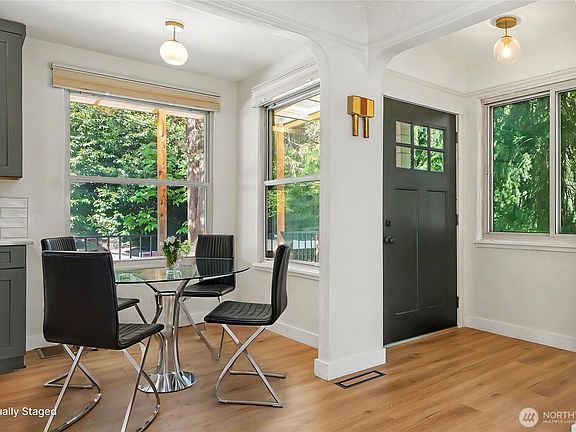 5th image of 10106 16th Avenue S