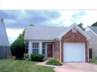 323 Northwind Dr, Hopkinsville, KY 42240