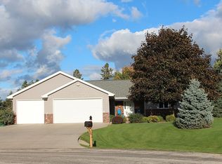 6290 N Preservation Trl, Appleton, WI 54913