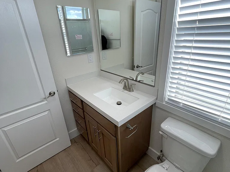 920 Capitola Ave #26 — Photo 17