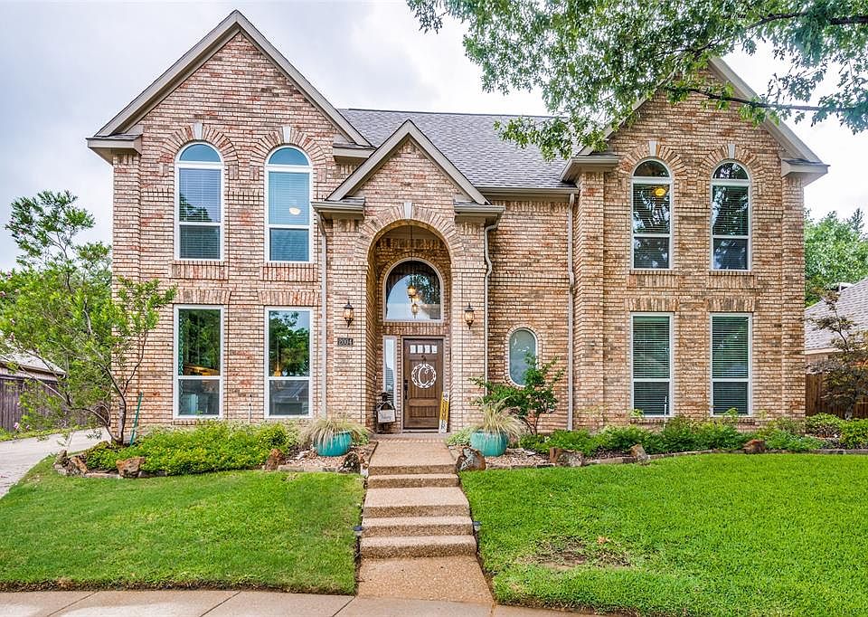 1st image of 2004 Glory Creek Cir