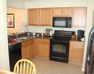 3rd image of 3509 Cardinal Feather Dr