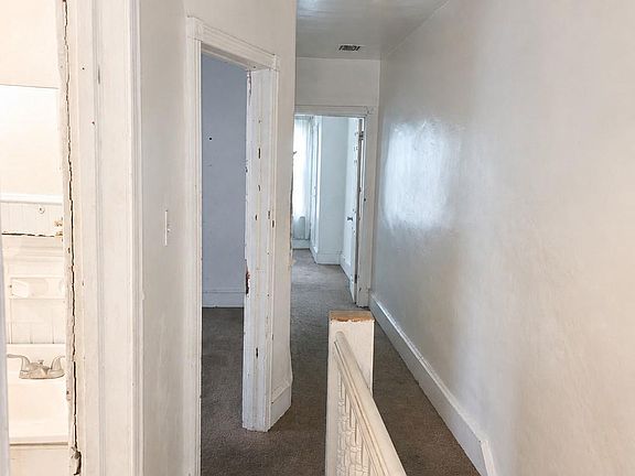 5th image of 5712 Commerce St