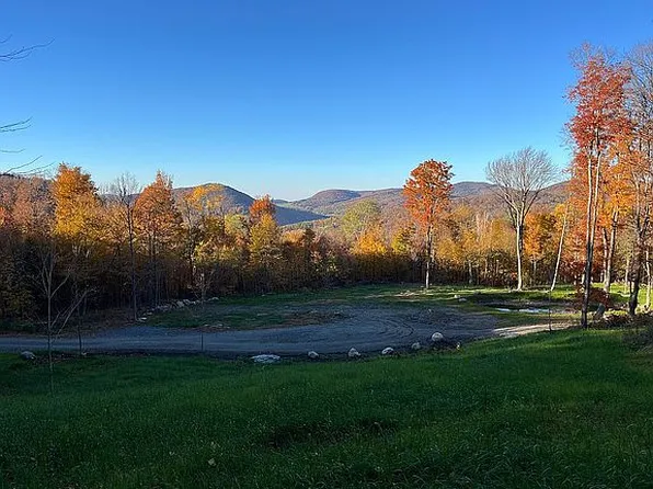 326 Oxbow Ln, Danby, VT 05739