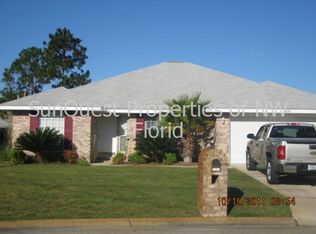 2147 Chatsworth Dr, Navarre, FL 32566