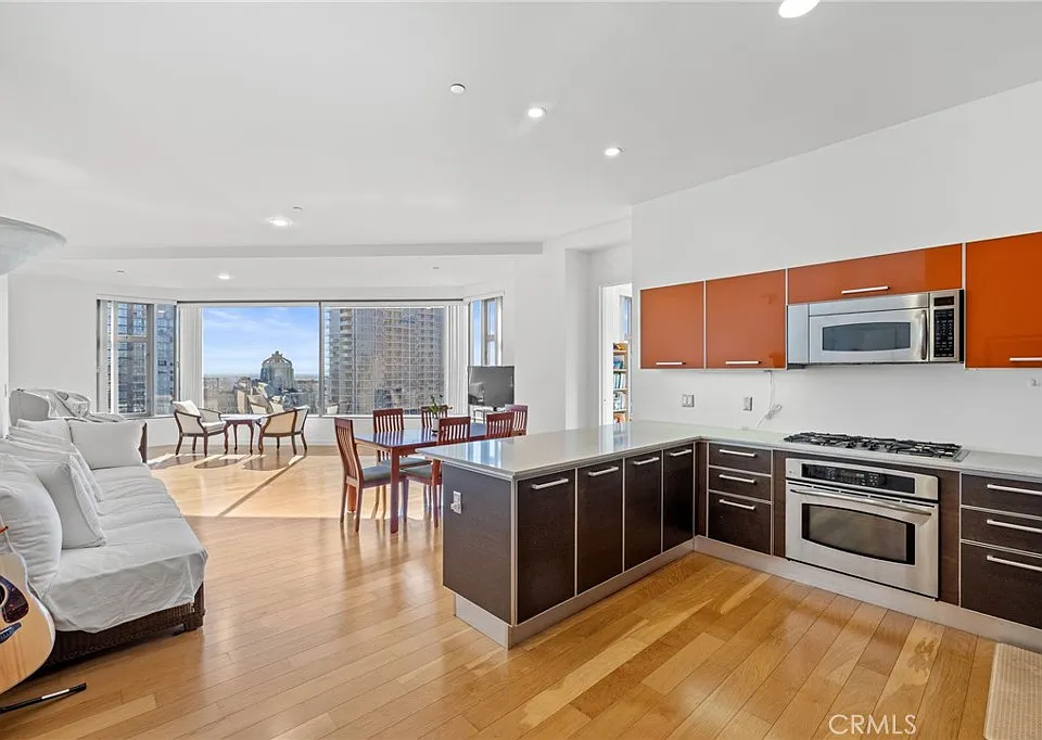 801 S Grand Ave #1611