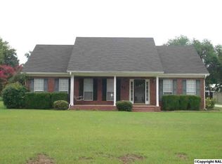 43 Dee Ann Rd, Trinity, AL 35673