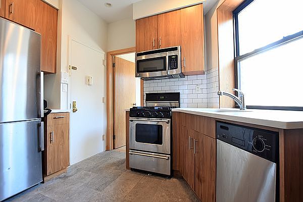 1st image of 110 Madison St #7A
