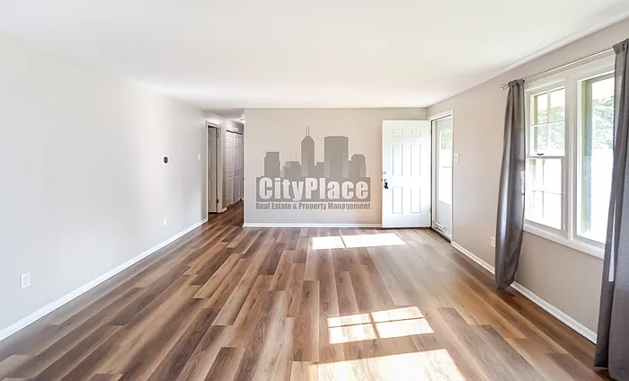 1712 Arley Dr — Photo 7