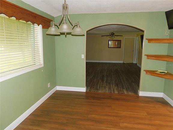 4th image of 112 HUSEK STREET