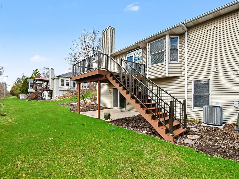 1127 Dogwood Meadows Dr SE — Photo 18