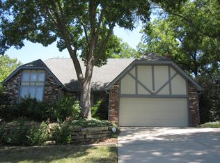 112 Wagon Wheel Rd, Lawrence, KS 66049